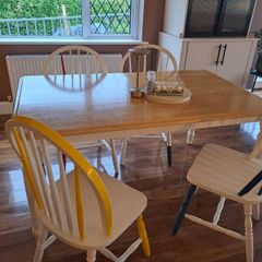 table and 4 chairs