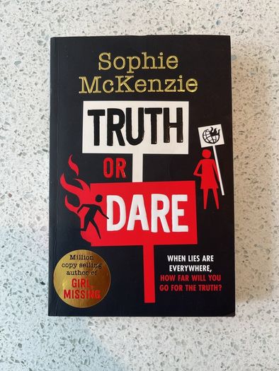 Truth or Dare - Sophie McKenzie NEW