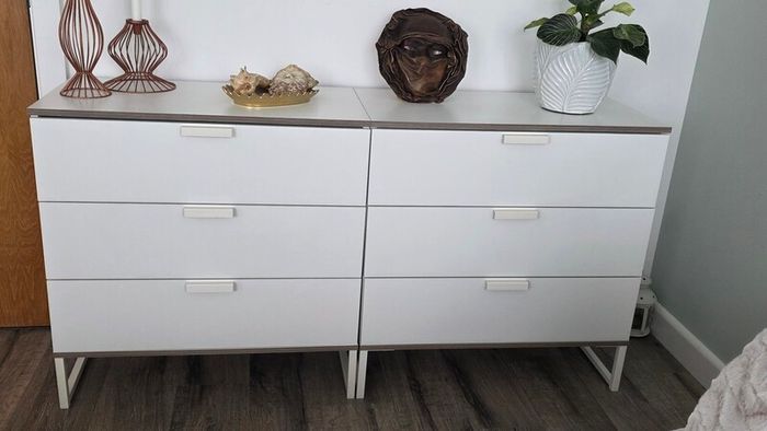 set of bedroom furniture