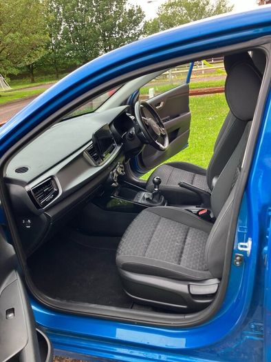 Kia Rio Hatchback Petrol Blue