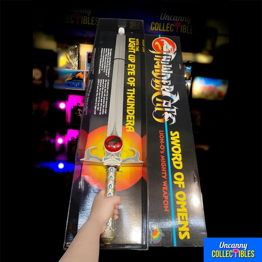 Thundercats Sword of Omens Trick or Treat Studios Light Up Prop Replica