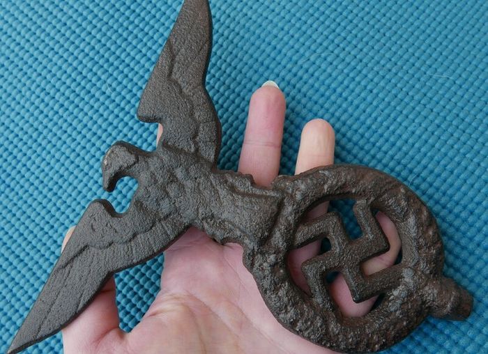 WW2 German Nazi large Cast Iron Third Reich Eagle pole top of flag (I think it's a reproduction)