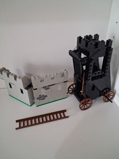 Lego classic castle 6061 crusaders Siege Tower
