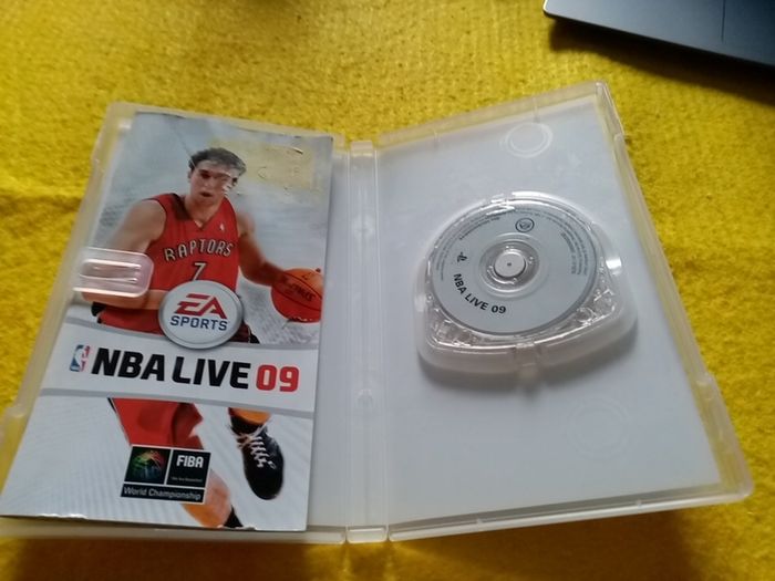NBA Live 09 PlayStation PSP Games Original