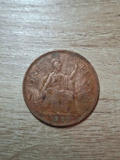 Great Britain UK 1965 One Penny Elizabeth II Coin - free standard postage