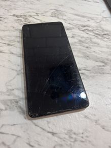 Poco F5 cracked screen