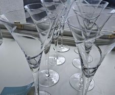 Louise Kennedy Tipperary Crystal Wine Glasses x 8