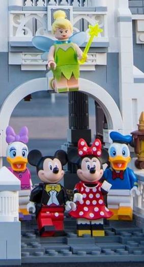 Retired Lego 71040 Disney Castle