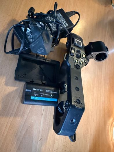 Sony FX6 with TILTA camera cage