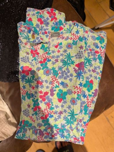 Girls dresses (Age 7-8yrs)