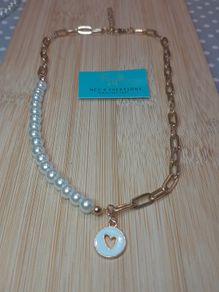 Pearl chain necklace