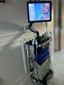 Facial Machine