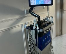 Facial Machine