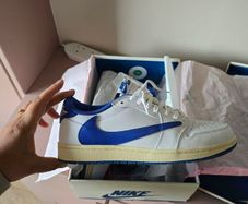 Travis Scott Jordan 1 low x fragment