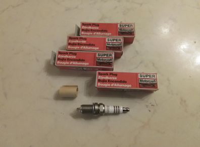 4.Motorcraft Spark Plugs For Fords.