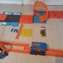 Hot wheels set & extras Image 4
