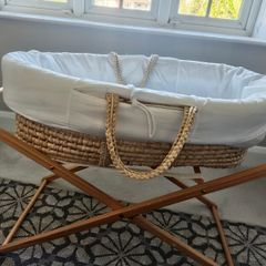 Newborn Moses Basket / Bassinet