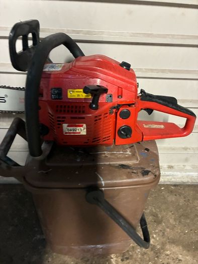 chainsaw