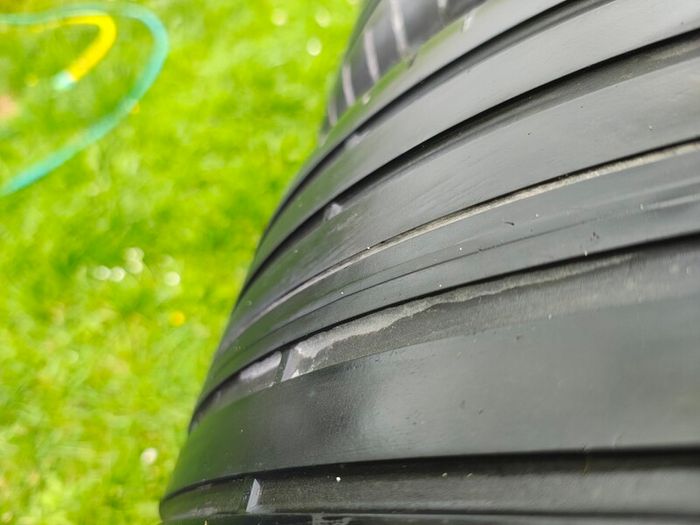 275/35/20 tyres