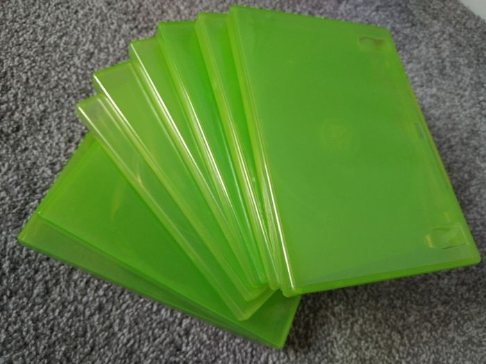 Xbox 360 Green Plastic Game Cases