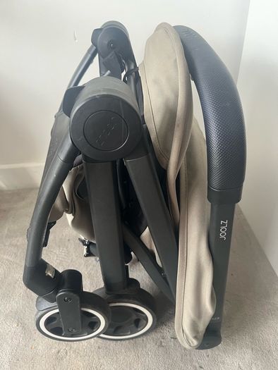Joolz Aer buggy with footboard, rain cover, foot muff and travel bag