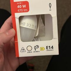 Light bulb