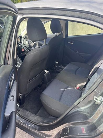 Mazda Demio 2015 Mileage 113000 km
