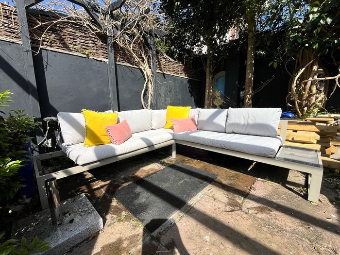 Sun loungers