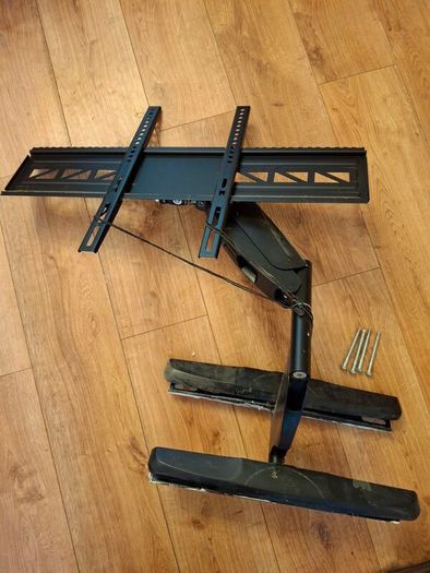 TV bracket tilt/swivel model perfect working order