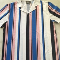 Men's ASOS Short Sleeved shirt. Size Medium