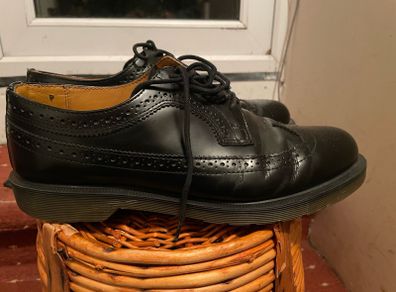 Dr Martens size 9