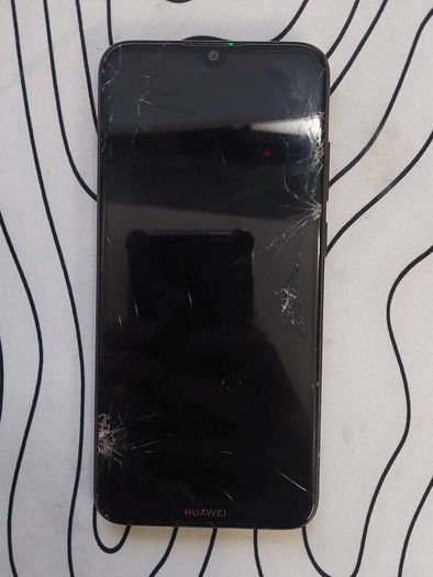 Huawei Y6 2019 (MRD-LX1) Phone - For Parts or Repair