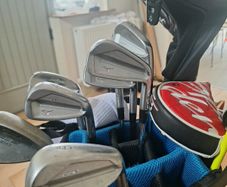 Mizuno Jpx 921 Tour Irons / 4-Pw / Kbs s-Taper 120 Stiff