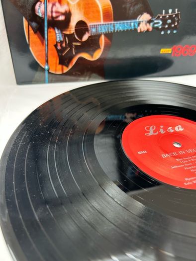 Elvis Presley Back In Vegas LP Lisa LMP 69-01 1986 Red Label Vinyl Bootleg