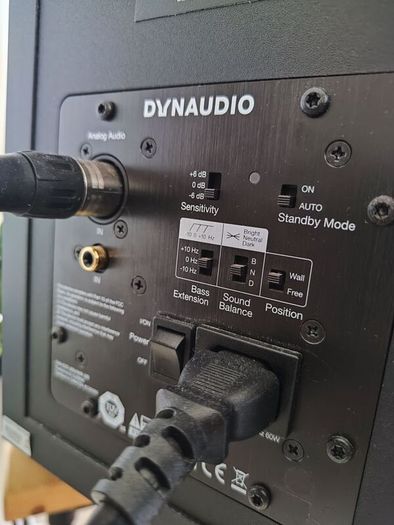 Dynaudio Lyd 7 (pair) + Stands