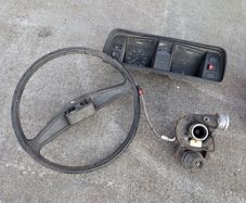 VW T25 instrument cluster, steering wheel and turbo