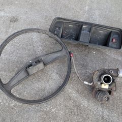 VW T25 instrument cluster, steering wheel and turbo
