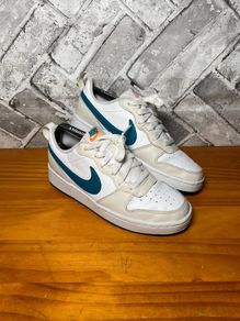 Nike Court Borough Ladies/Boys Trainers UK5 EU38
