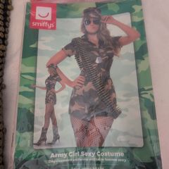 costume