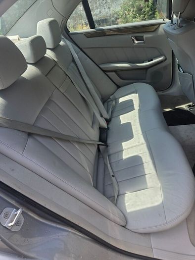 Mercedes-Benz E-Class 2010