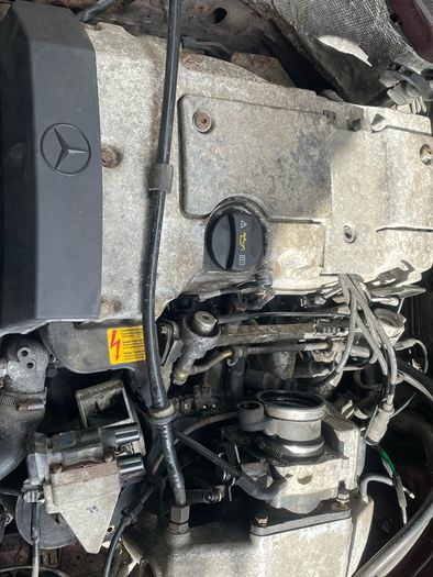 W124 Mercedes w202 breaking