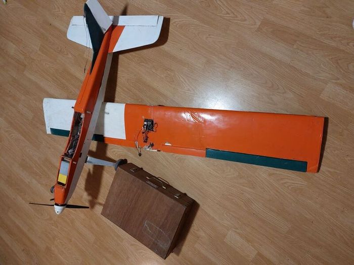 Model Airplane Radio Controlled