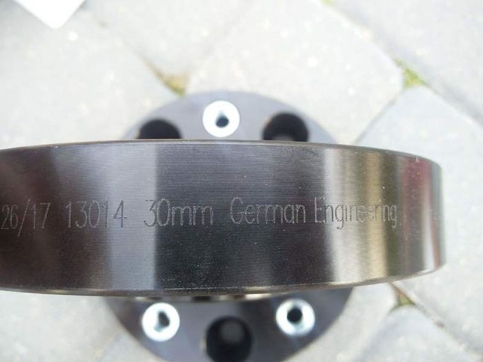 VW Touareq AUDI Q7 PORSCHE Aluminium Wheel Spacers 60mm (2x30mm per side)