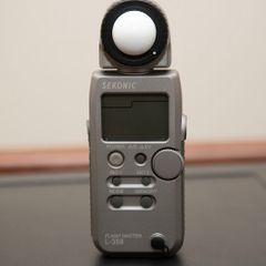 Digital Light Meter (Sekonic) - for photographic Studio
