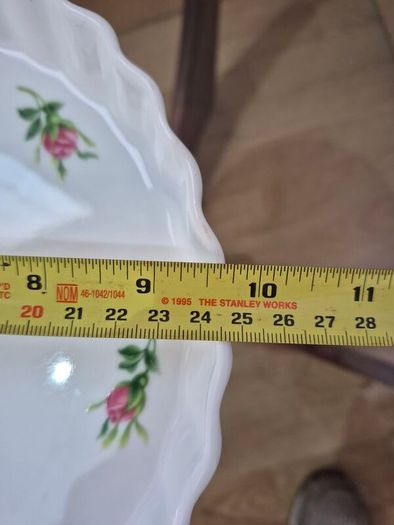 Christineholm Porcelain "Rose Collection" Quiche & Tart Dish