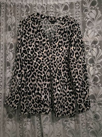 womens top