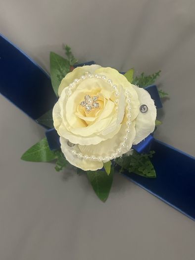 corsage