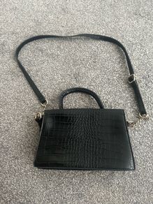 Black new look handbag
