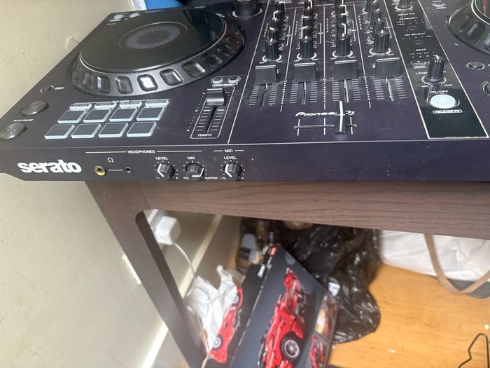 Pioneer DJ DDJ FLX6 4 Chanel mixer