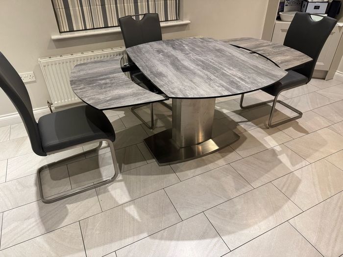 Kitchen Table